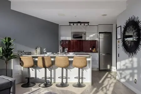 Cozy 1Br Condominium Suite In West Cordova Vancouver Holiday home