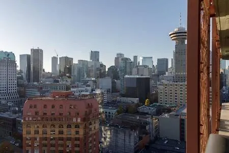 Cozy 1Br Condominium Suite In West Cordova Vancouver Canada